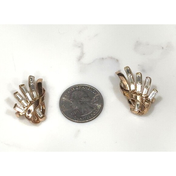 Trifari Vintage Clip On Earrings Alfred Philippe Ribbon Fan Rhinestone - Picture 12 of 12